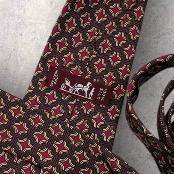 HERMÈS Silk Tie FRANCE 7331 EA Burgundy Green Geometric Monogram H W:3.4" EUC - Picture 2 of 6